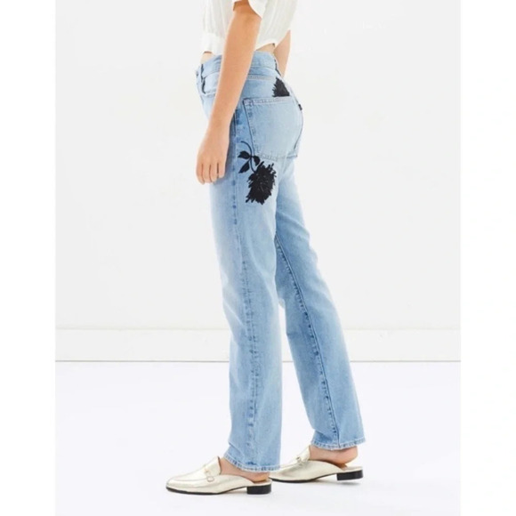 Levi’s Arrow Straight Jeans - Picture 3 of 15